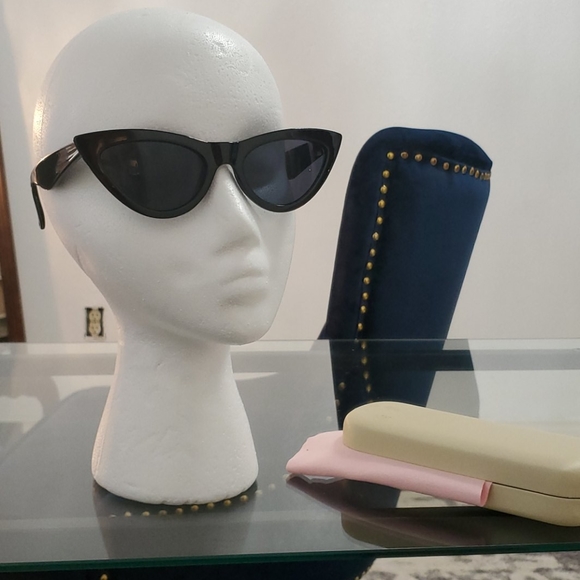 New Vintage Cateyed Black Glasses - Picture 4 of 4